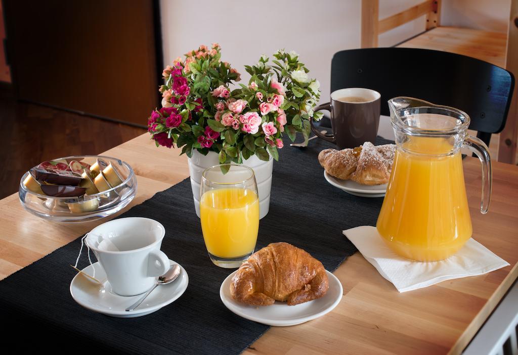 B&B Feel At Homeフィウミチーノ エクステリア 写真
